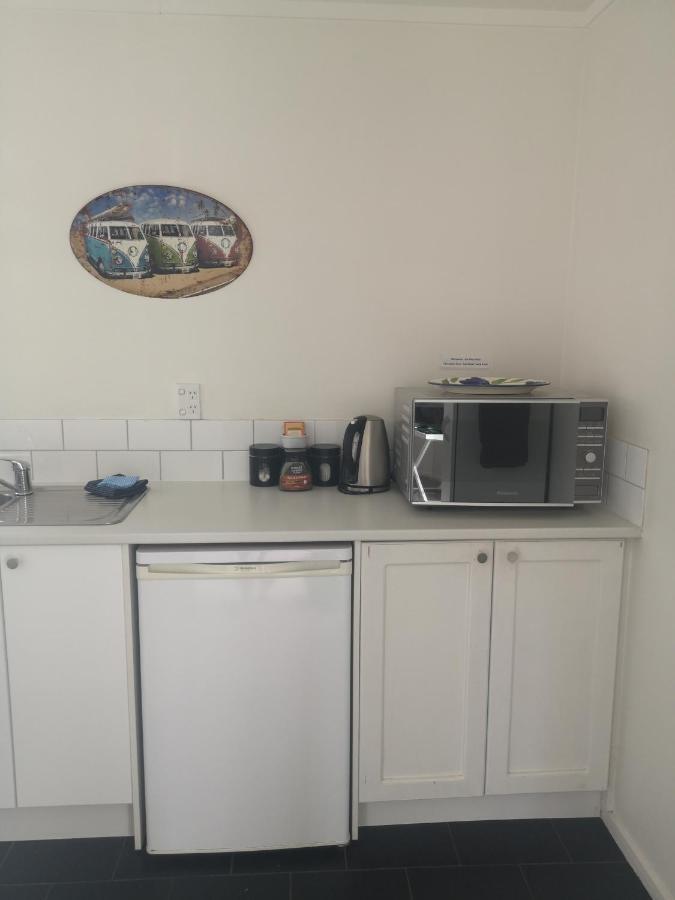 Pool House - One Bedroom Self Contained Unit Motueka Exterior photo